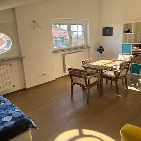Ampio Con Vista Lago, Sauna E Camino Golf Club Margara Apartmán