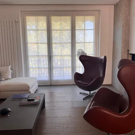 Apartmán Ampio Con Vista Lago, Sauna E Camino Golf Club Margara *