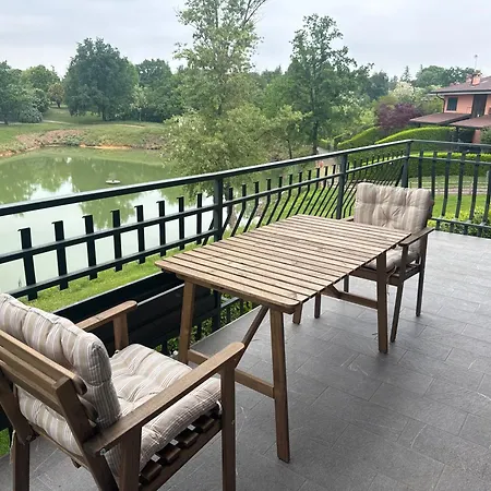 Ampio Con Vista Lago, Sauna E Camino Golf Club Margara