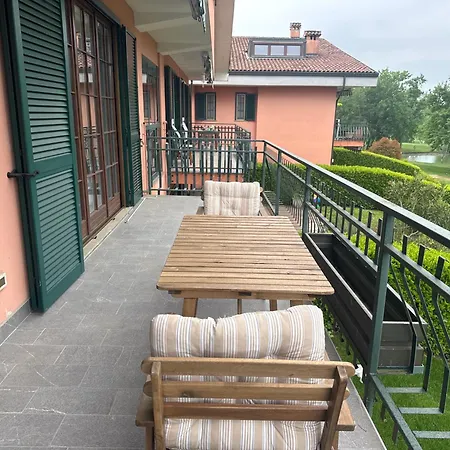 Ampio Con Vista Lago, Sauna E Camino Golf Club Margara Apartmán *